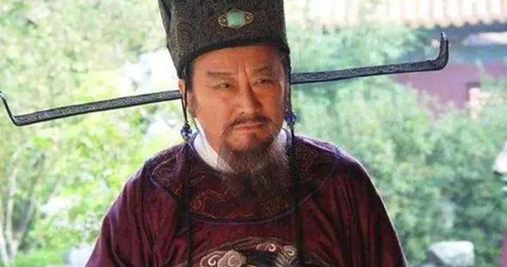 哪位大神能讲讲宋代蔡京和赵挺之的恩恩怨怨？