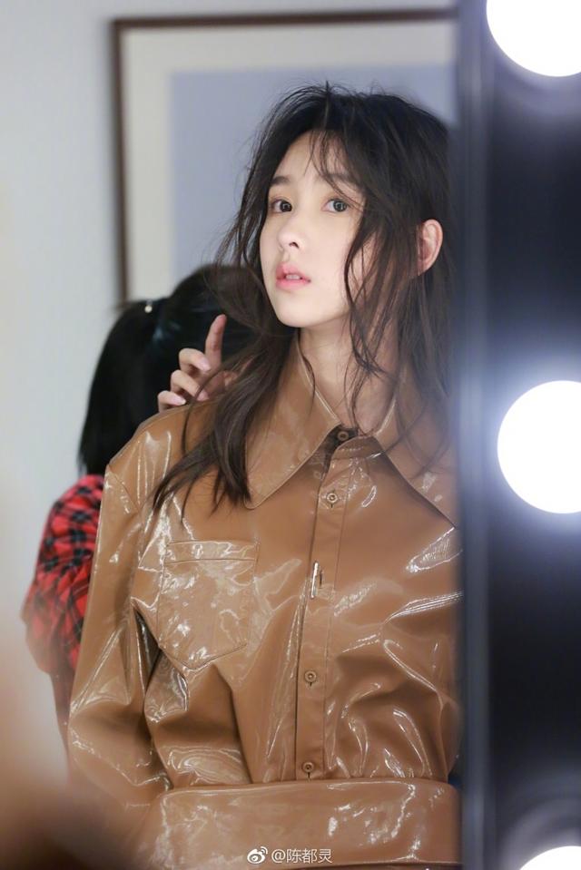 陈都灵感觉怪怪的陈都灵身材真心不错