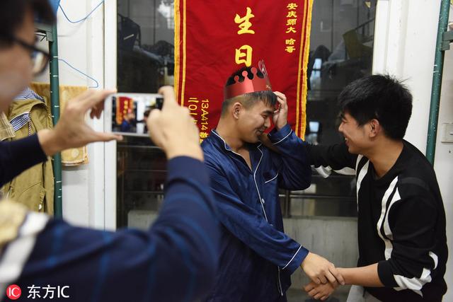过生日的图片真实图片 生日礼物图片真实照片大全