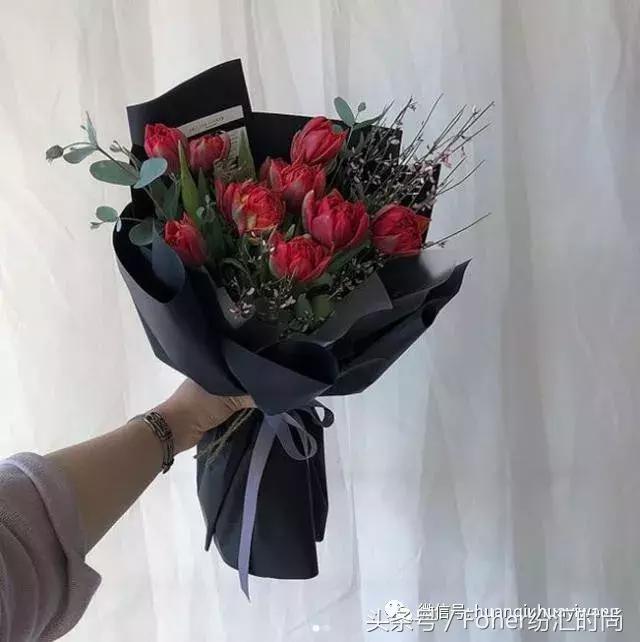 七夕送女朋友什么礼物好最有意义2018情人节送花攻略，比送玫瑰强一万倍~