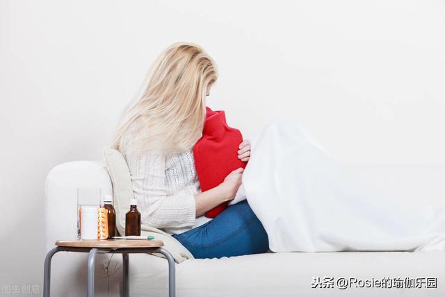 經期水腫腿粗臉大胸脹痛，想瘦不敢動？超模私教帶你高效躺瘦 健身減肥達人 第1张