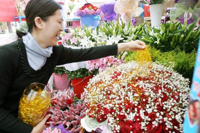 情人节送什么礼物Rose Meaning of Valentines day 情人节玫瑰花语