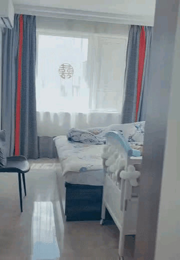 妹子當班主任一年後，變化太大了！也不知道經歷了什麼 搞笑整蠱 第13张