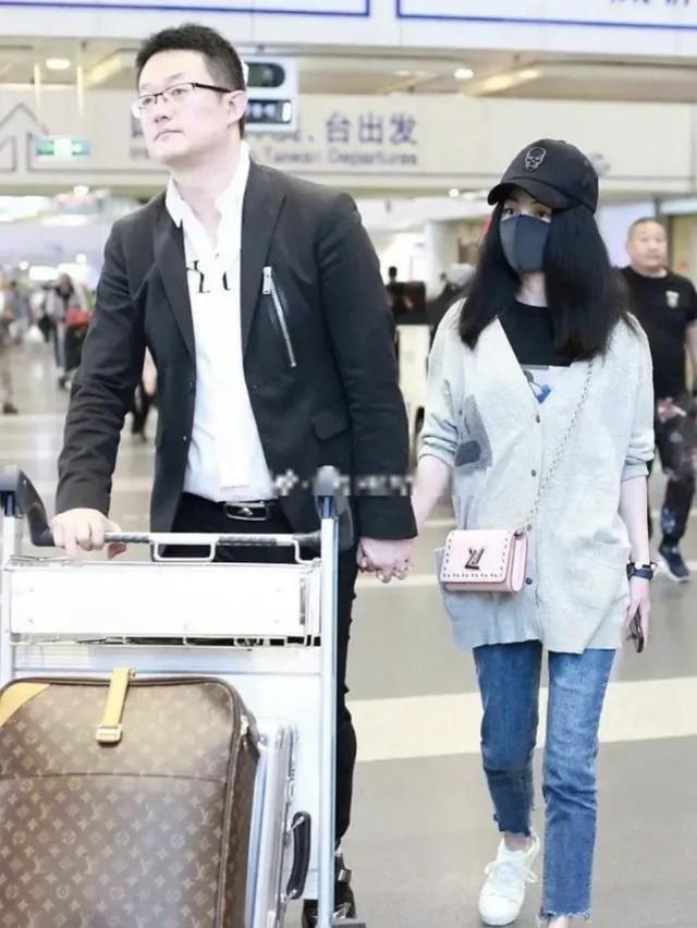 姚笛婚後復出拍戲，穿吊帶裙身材纖瘦，網友：被丑聞耽誤的女星 娛樂八卦吃瓜 第5张