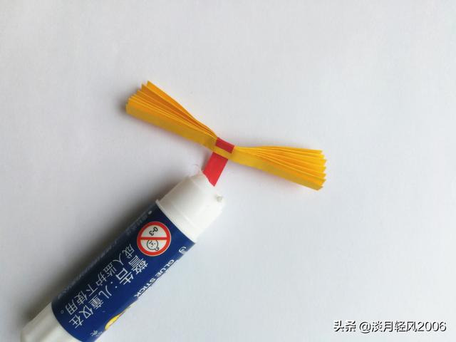雨伞折纸 长条折蝴蝶结