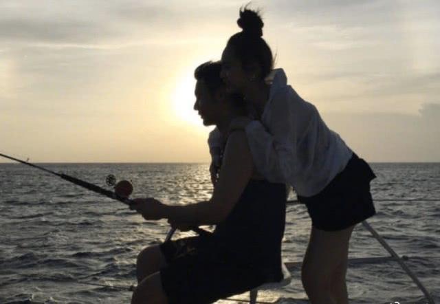 李榮浩太甜蜜！0點准時為楊丞琳慶生，夫妻曬「三口」合影好幸福 娛樂八卦吃瓜 第4张
