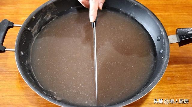 4斤水中，倒入一點它，簡單熬一熬，就能出一大鍋美食，很有韌勁 熱愛美食 第11张