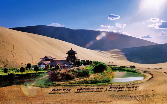 甘肃旅游必去十大景点，甘肃风景最美的十个景区