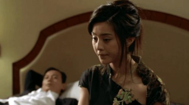從「保姆」到第一經紀人，狠人王京花，怎麼憑一己之力架空華誼？ 娛樂八卦吃瓜 第10张