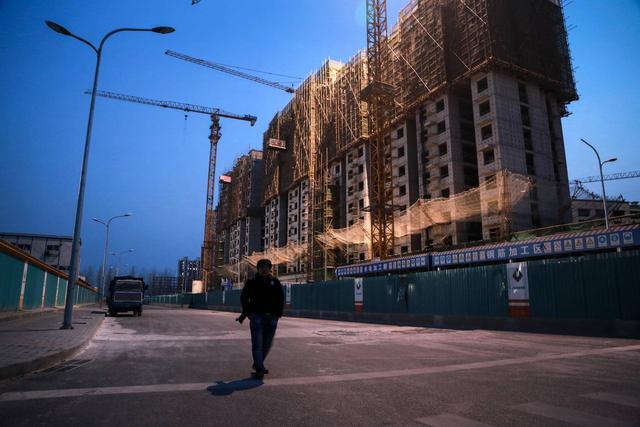 8千家门店15万经纪人，他被指哄抬房租推手，拿8万间房源自证