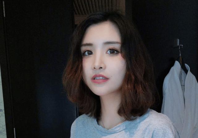 摸胸揉胸