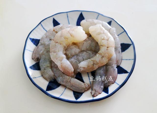 蘿卜絲蝦丸湯的做法，口感清淡，營養豐富，多喝兩碗也不怕胖 熱愛美食 第4张