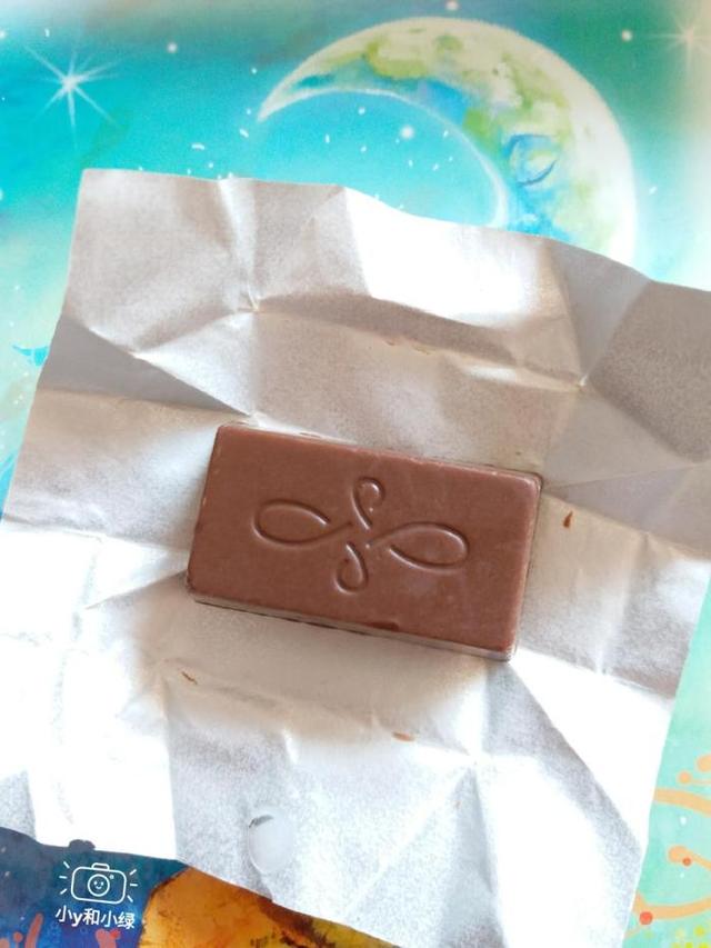 情人节送花送几朵秀色可餐——两款高颜值情人节巧克力测评