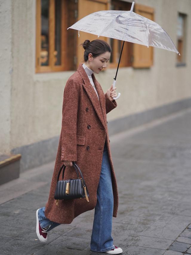 高帮鞋怎么搭配衣服裤子（高帮帆布鞋搭配思路）