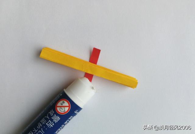 雨伞折纸 长条折蝴蝶结