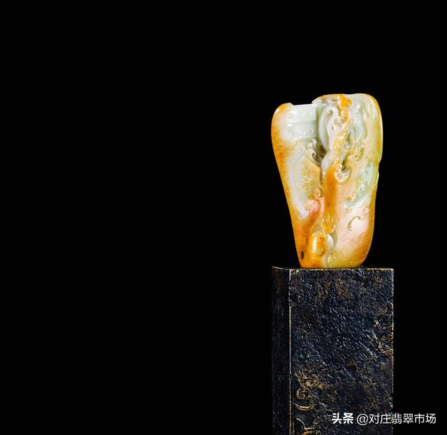 圣诞节送什么寓意的翡翠饰品做礼物？愿所有平安夜，都如意吉祥 女朋友生日