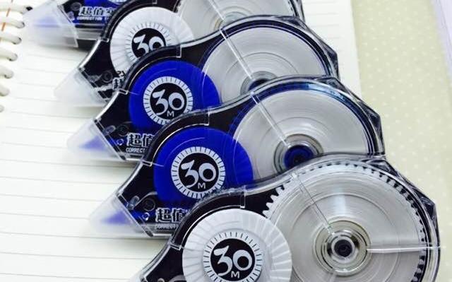 修正带怎么用（修正带坏了怎么修简单的方法）