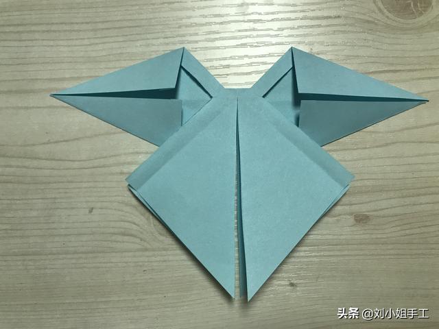 礼物包装蝴蝶结教程,怎么弄礼物蝴蝶结