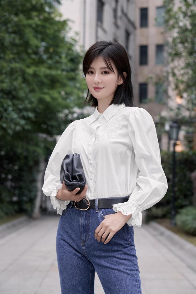 富家千金喬欣曬照，離開電視劇人設反而越變越美，身材完美又有顏 娛樂八卦吃瓜 第5张