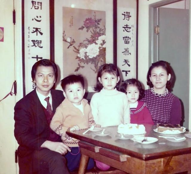 陳慧珊：與相愛13年的丈夫離婚，轉身愛上伏明霞老公，結局如何？ 娛樂八卦吃瓜 第6张