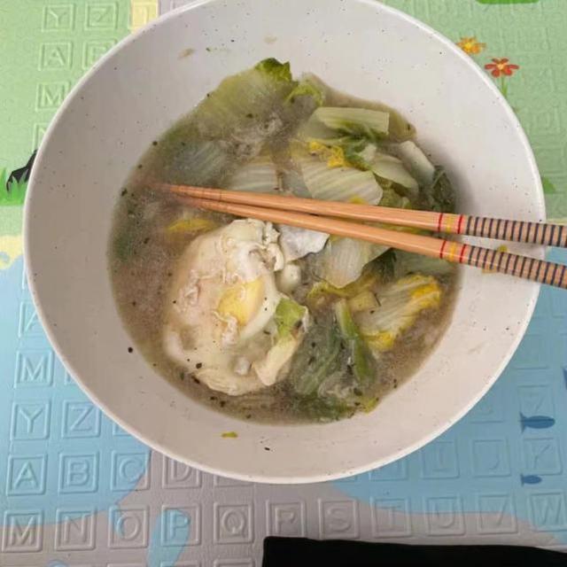鄭爽自曝赴美現狀：生活拮據，淪落到喝自來水，化妝品也一言難盡 娛樂八卦吃瓜 第9张
