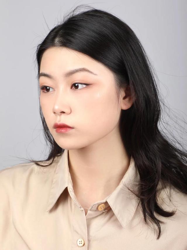 情人节送什么好新年又遇214情人节，选好礼物过年又过节
