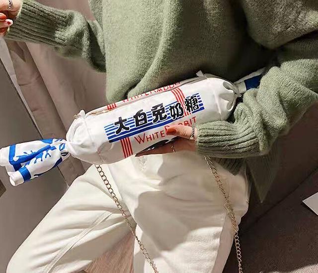 情人节送女朋友什么礼物比较有意义2月14如何宠爱你的女友，“包”治情人节送