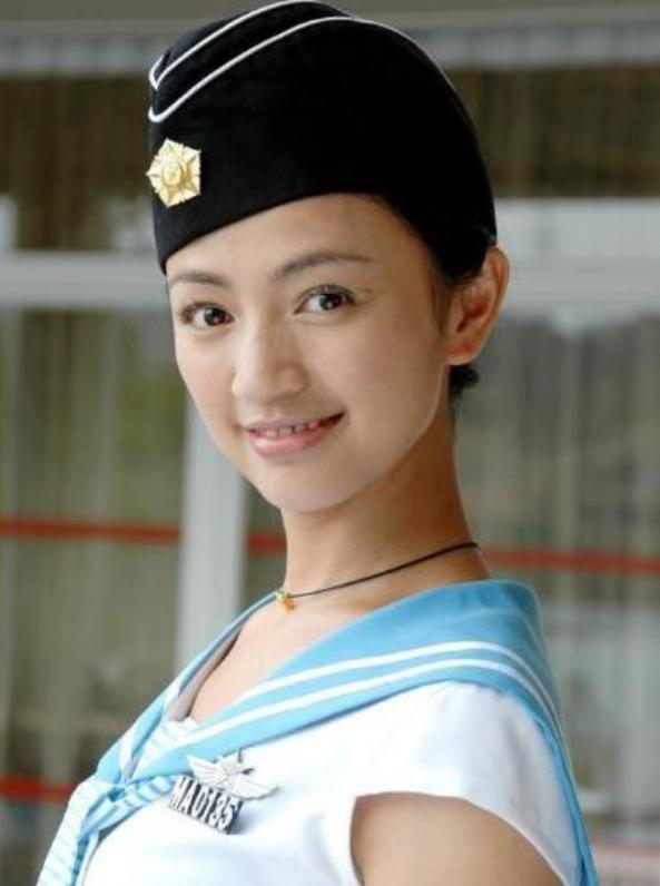 37歲嫁華誼副總裁，王菲給她當伴娘，48歲手握半個娛樂圈，憑什麼 娛樂八卦吃瓜 第7张