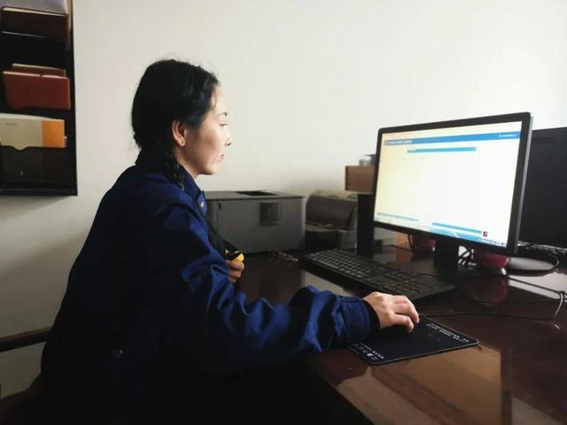 大学毕业做什么工作比较好（普通大学毕业后的5类工作推荐）