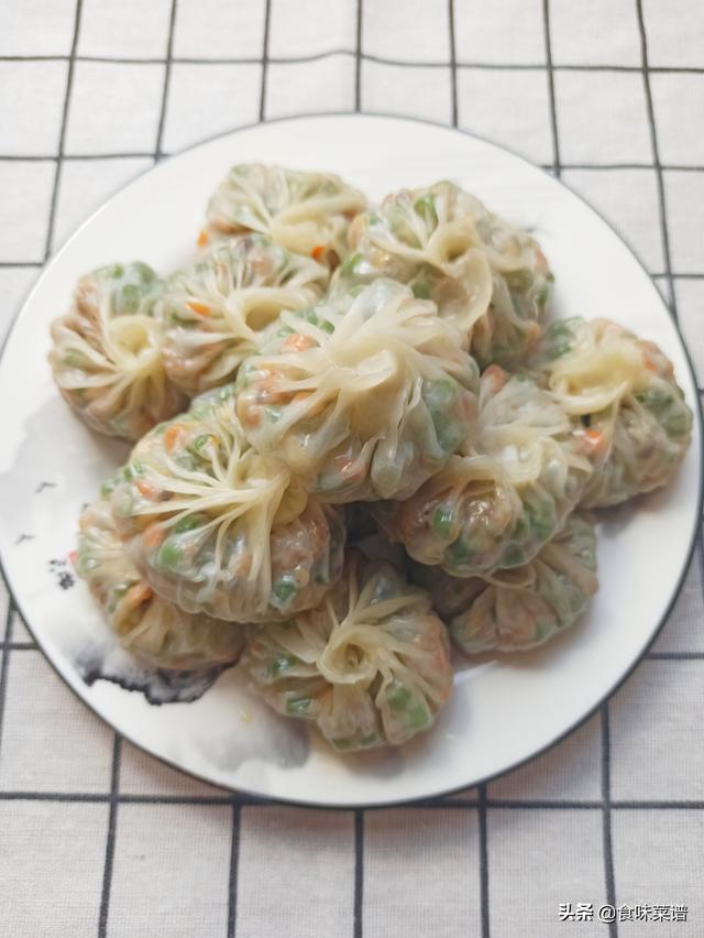 餃子皮別浪費了，教你4種創新吃法，皮脆餡香，上桌孩子們搶著吃 熱愛美食 第38张