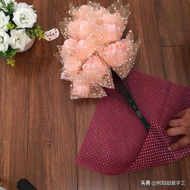 一束花怎么包装,包装纸怎么包花