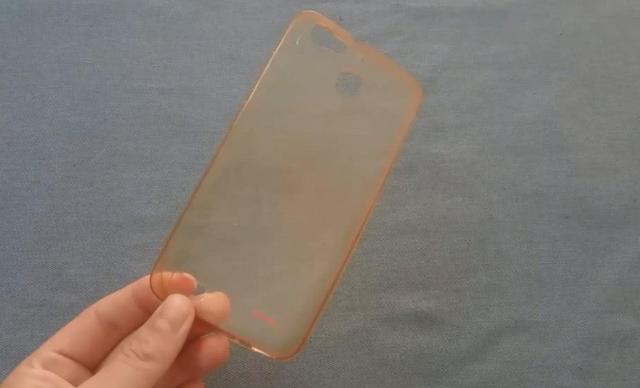 手机套发黄怎么办怎样清洗（手机壳洗白的方法）