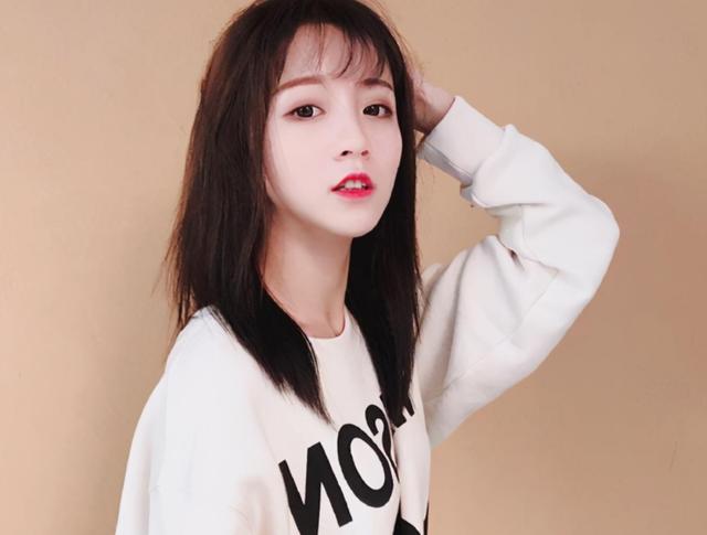 “School Flower“ Chen Wanzhi: 1.55 meters high and weighing more than 300 kilograms, sleeping on 2 beds, how are the couples now?