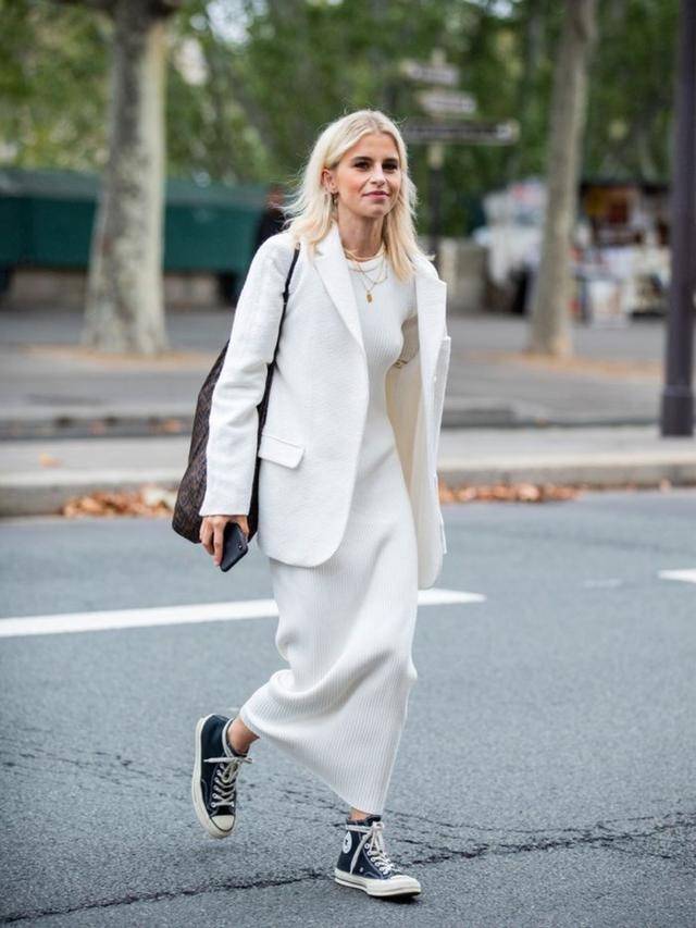 高帮鞋怎么搭配衣服裤子（高帮帆布鞋搭配思路）