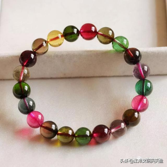 七夕到了，5种文玩哄笑女朋友（老婆） 送什么礼物给女朋友