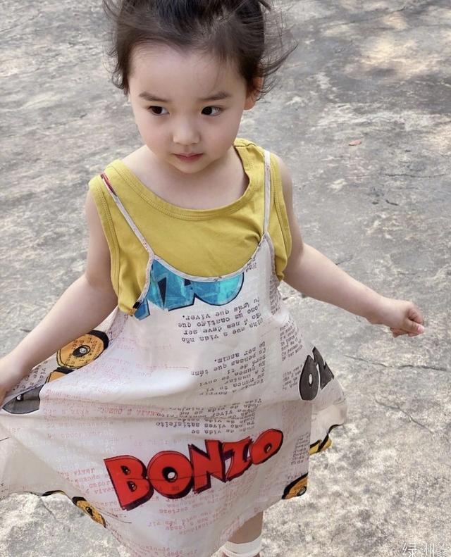 高雲翔被媒體偶遇，和董璇輪流照顧女兒小酒窩，兩人卻始終沒碰面 娛樂八卦吃瓜 第7张