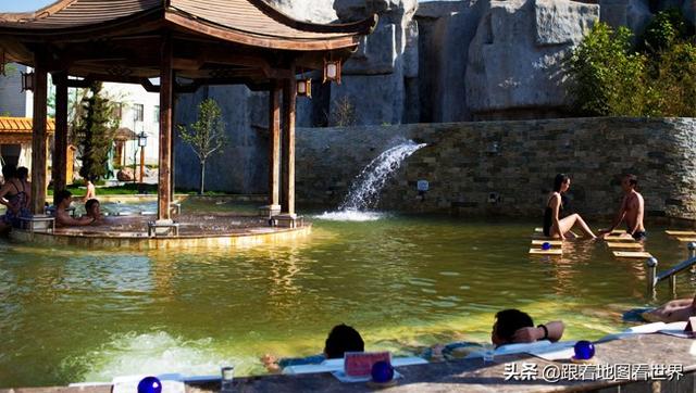 全裸泡温泉没问题！半裸运动绝对不行？日本的潜规则让外国人蒙圈