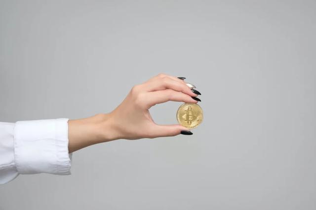 比特币吧吧（比特币“崩”了？支付宝不再为其提供服务）