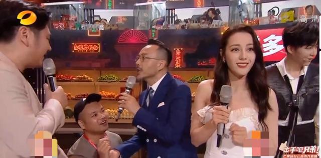真愛？富二代高調求婚迪麗熱巴，其妹妹效仿求婚肖戰 娛樂八卦吃瓜 第6张