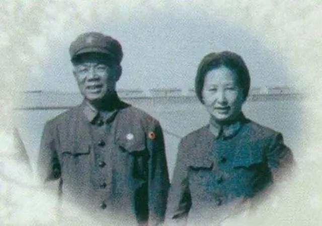 韩先楚子女后来怎么样了（一门三子女入伍当兵）