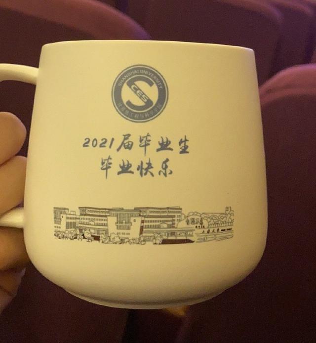 毕业全班买什么纪念品,实用又有意义的纪念品