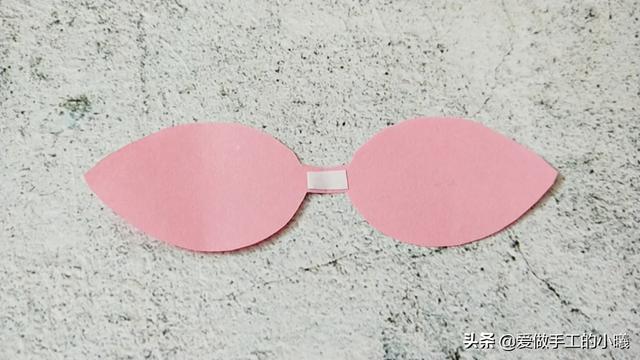 礼品盒上的蝴蝶结折法,圆形礼物盒蝴蝶结的系法图解