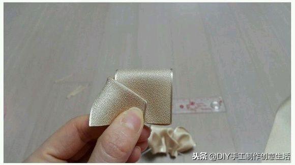 一根丝带蝴蝶结系法,怎么用丝带做蝴蝶结