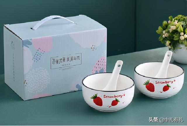 员工暖心礼物排行榜,实用小礼品有哪些