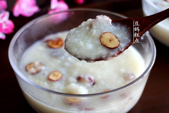 用山藥熬粥，比大米更有營養，天冷，胃不好的可以多吃 熱愛美食 第3张