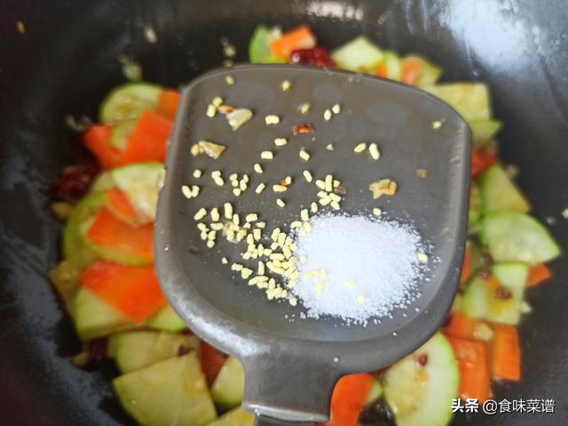 胡蘿卜最好吃的9種做法，鮮香又美味，大人孩子都愛吃，建議收藏 熱愛美食 第21张