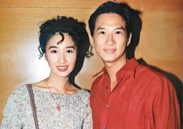 從窮小子到影帝，在最無助的時候，妻子放棄自己的事業支持他 娛樂八卦吃瓜 第6张