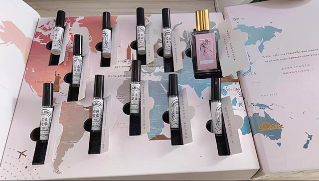 初次送女朋友礼物送啥 第一次送女朋友什么礼物好