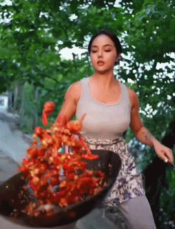 當健身女孩干起農活來，是種怎樣的畫風？網友：充滿野性美，愛了 街拍正妹 第22张
