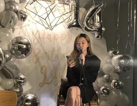 王菲女兒李嫣慶15歲生日，和好友合體如同「網紅聚會」，太早熟 娛樂八卦吃瓜 第6张